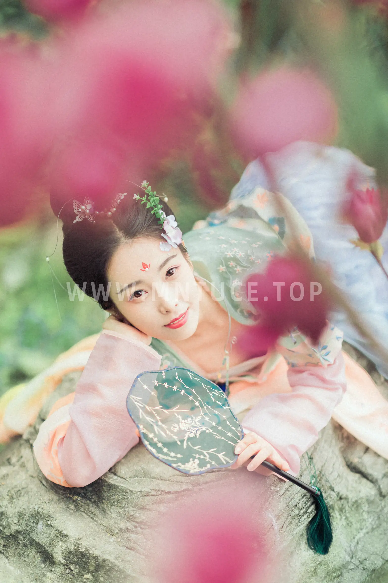 [艺图语] 2021.09.02 Vol.215 – 芳尘 茶茶#[22P]-8