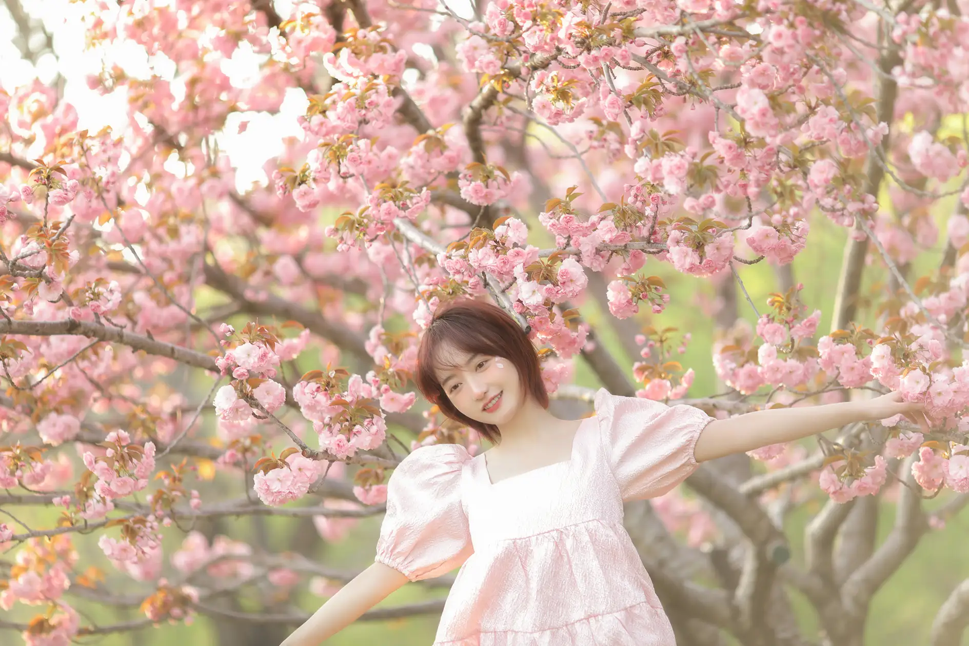 [艺图语] 2022.07.08 Vol.1421 – 樱落 程凡#[21P]-13