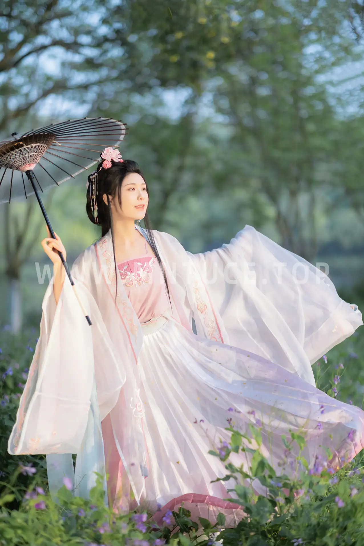 [艺图语] 2022.06.04 Vol.1077 – 花间 阿銧#[34P]-10