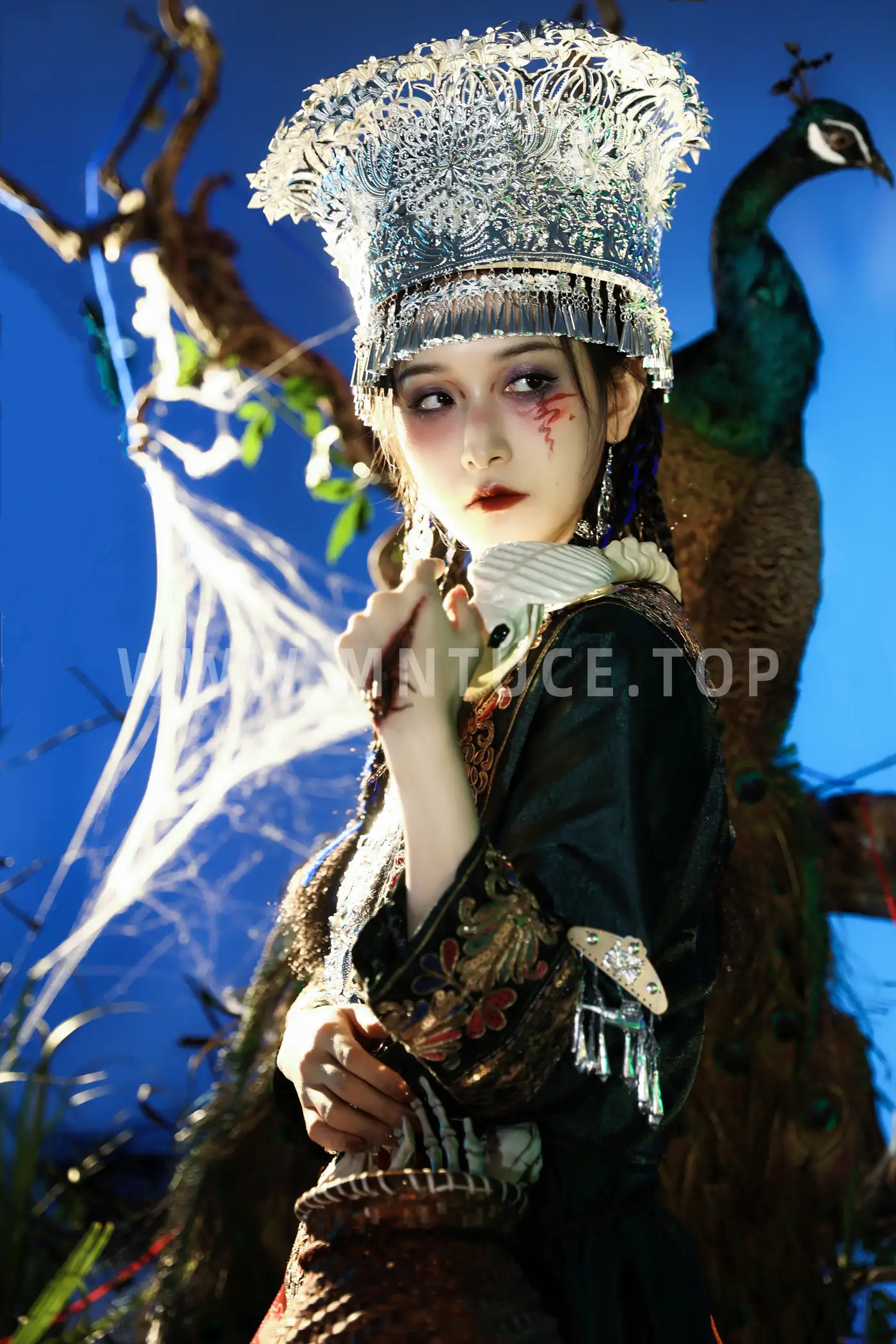 [艺图语] 2022.09.12 Vol.1930 – 苗疆蛊毒 不及丿#[34P]-18
