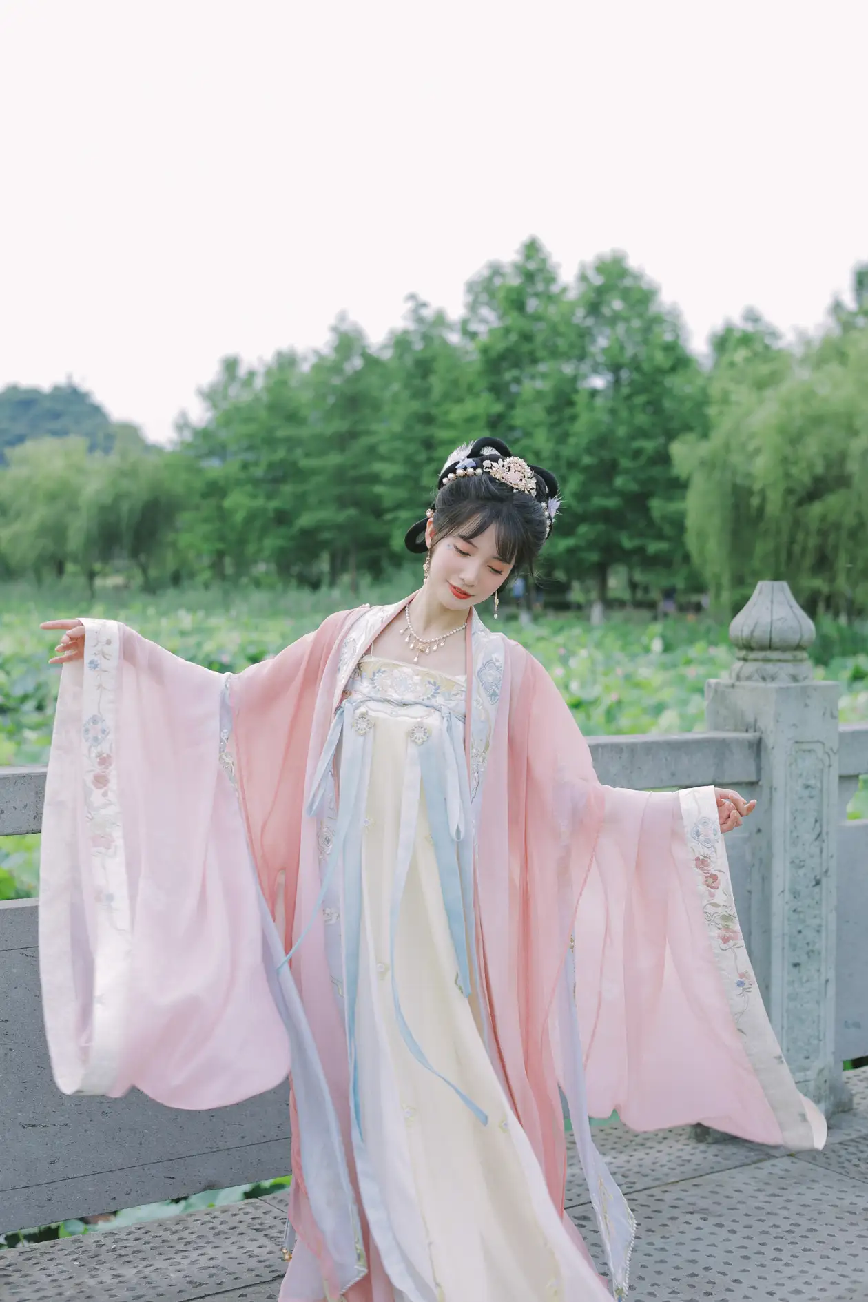 [艺图语] 2022.07.28 Vol.1560 – 粉色娇嫩 一只阿梦崽#[41P]-13