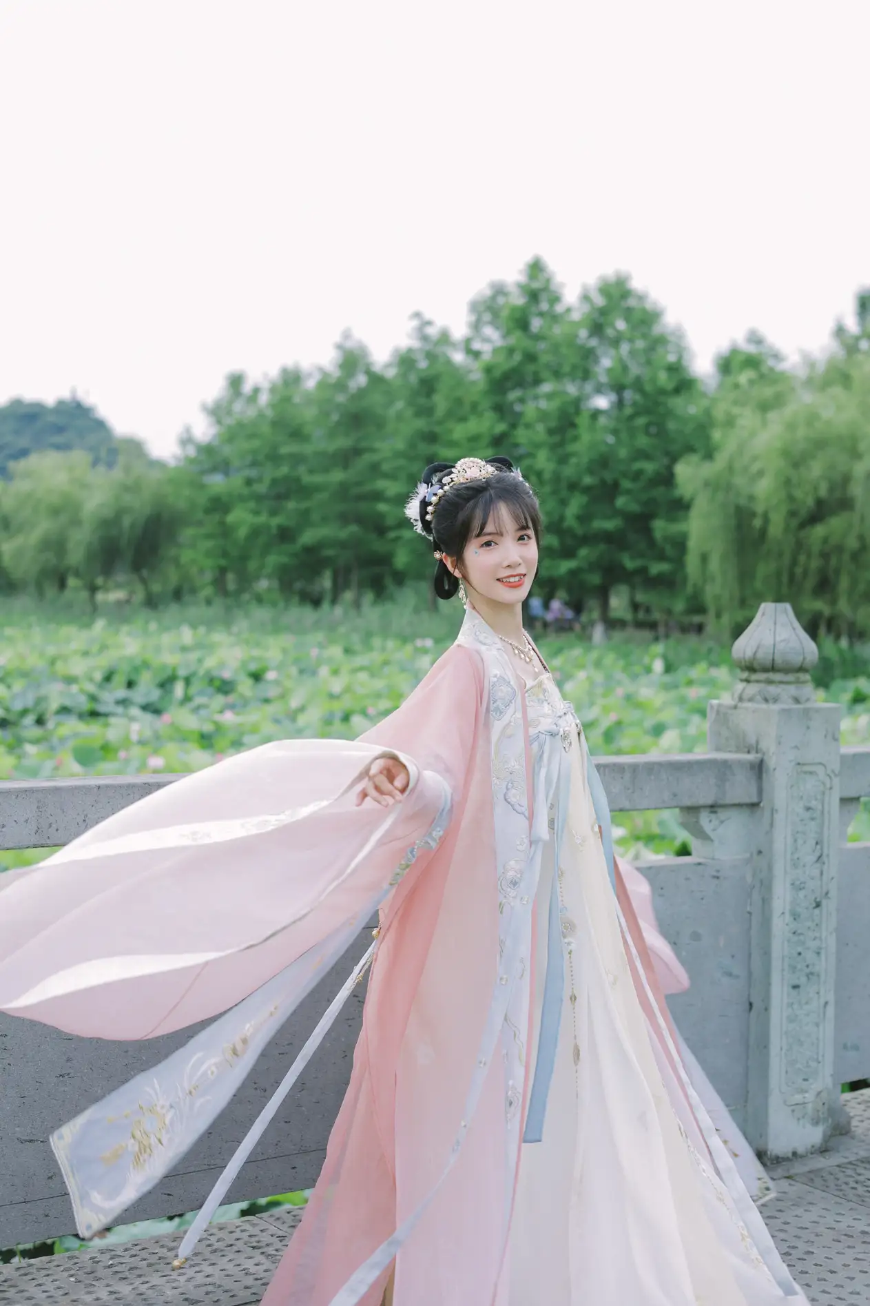[艺图语] 2022.07.28 Vol.1560 – 粉色娇嫩 一只阿梦崽#[41P]-15