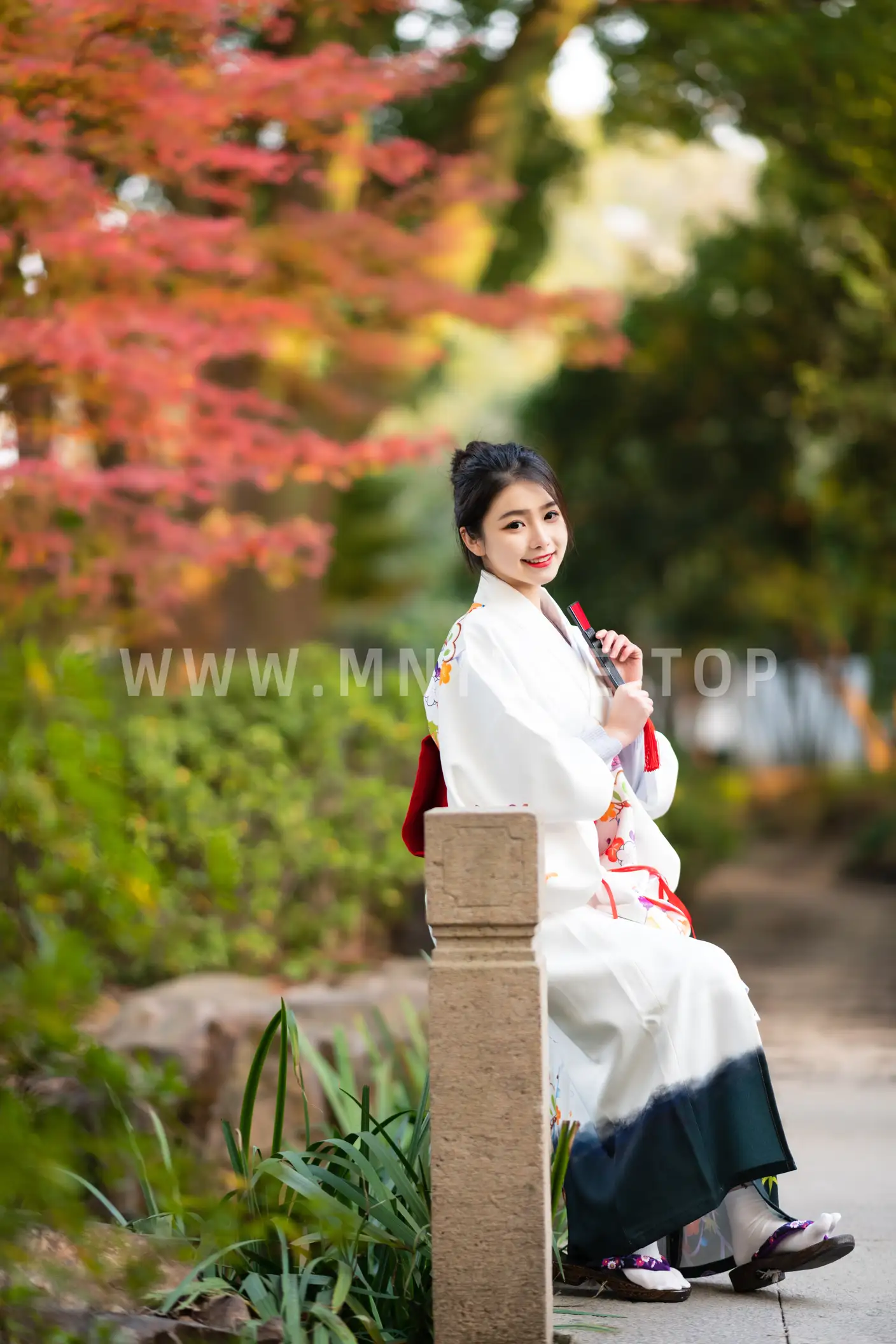 [艺图语] 2022.06.18 Vol.1220 – 游园秋 ZERO#[26P]-1