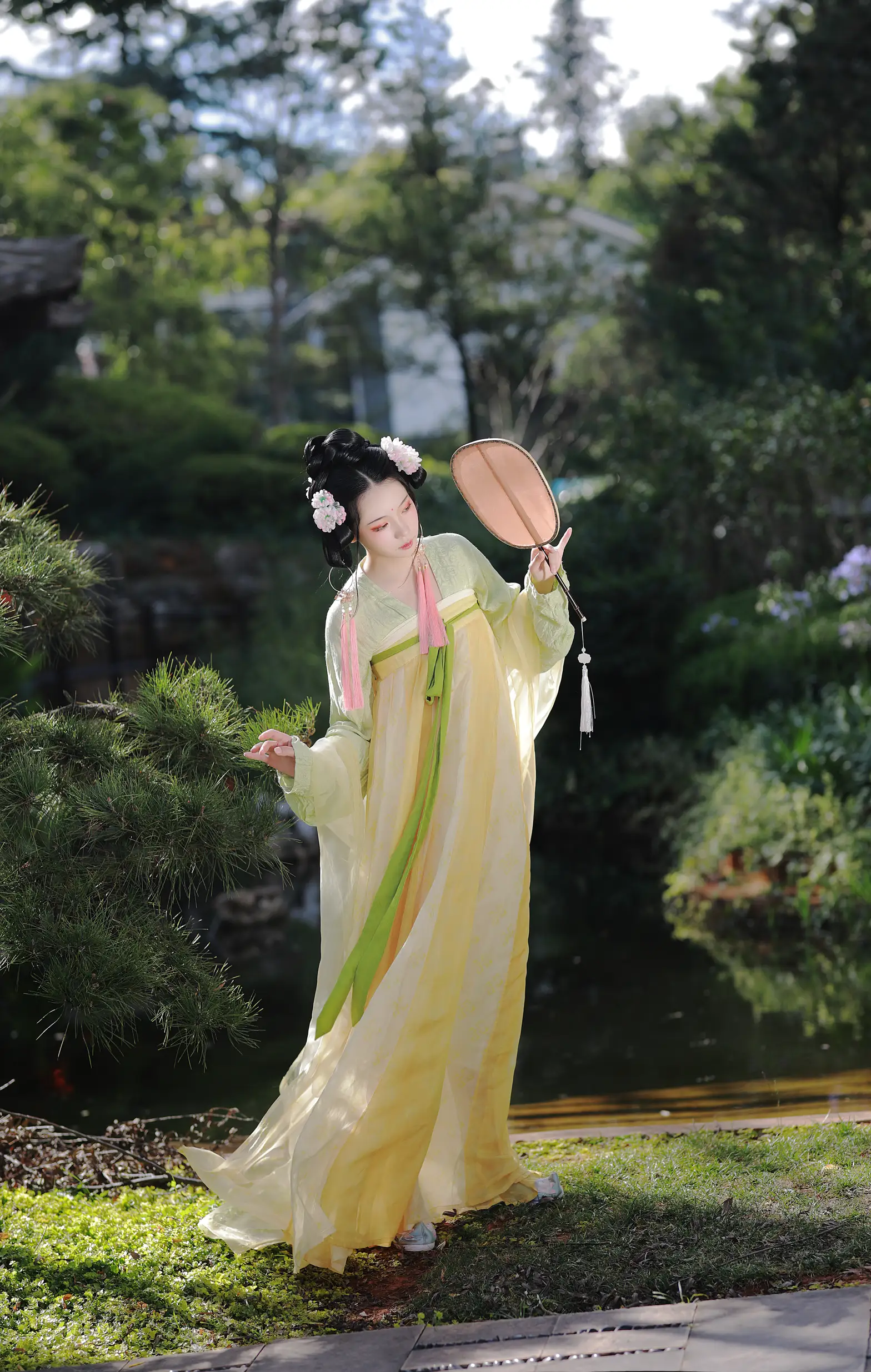 [YITUYU] 2022.09.08 Vol.1903 – If you have nothing else to worry about Flowers independence#[33P]-1
