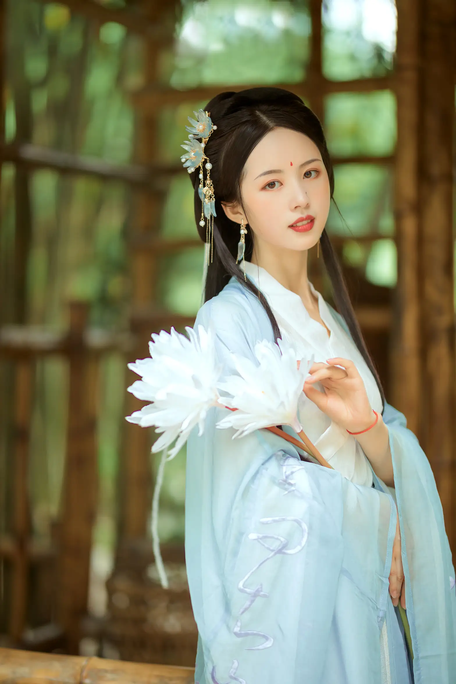[艺图语] 2021.09.02 Vol.225 – 偷得浮生半日闲 倩倩#[21P]-1