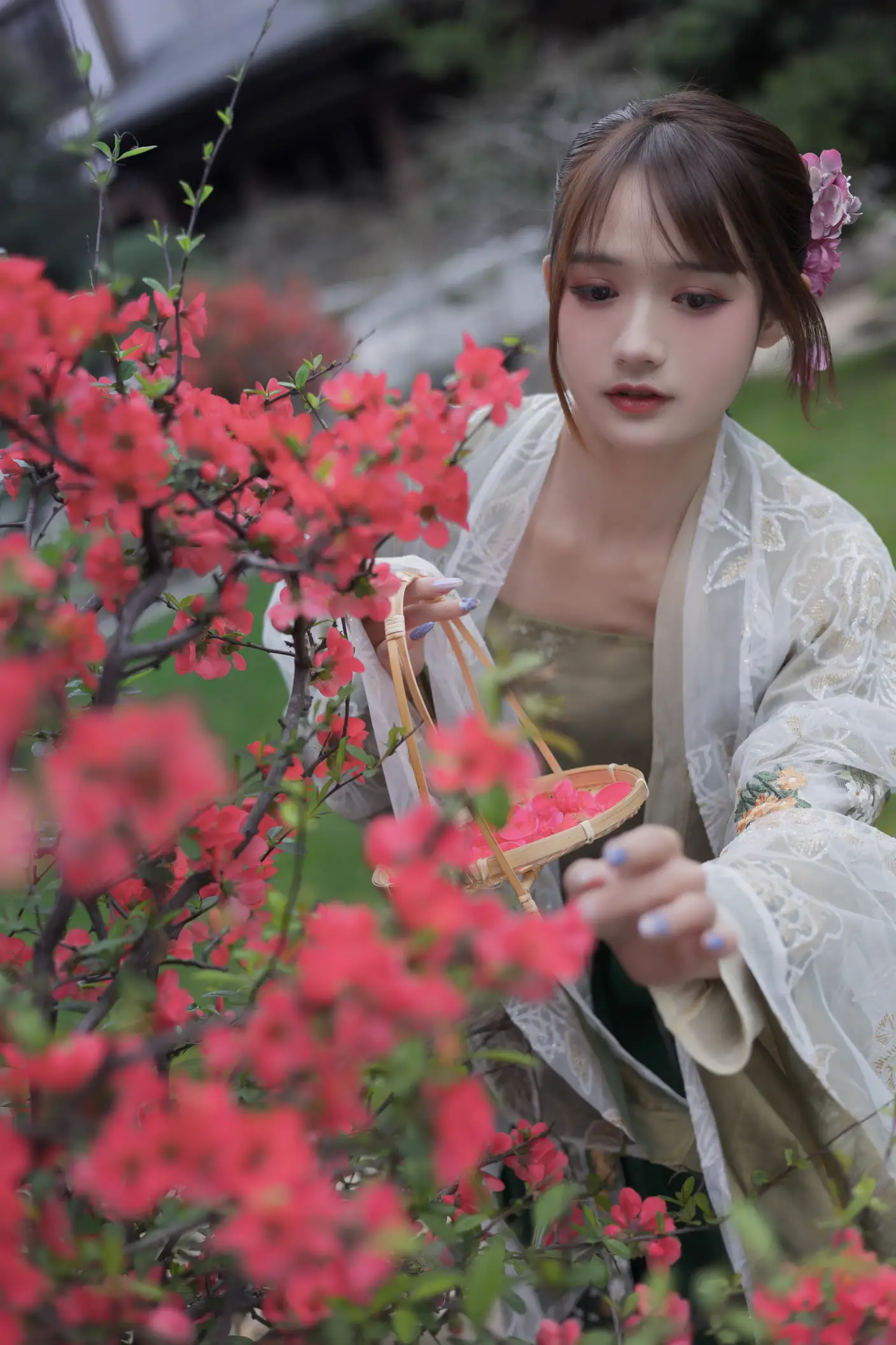 [艺图语] 2022.07.02 Vol.1351 – 宫墙柳 兔子Zzz不吃胡萝卜#[44P]-16