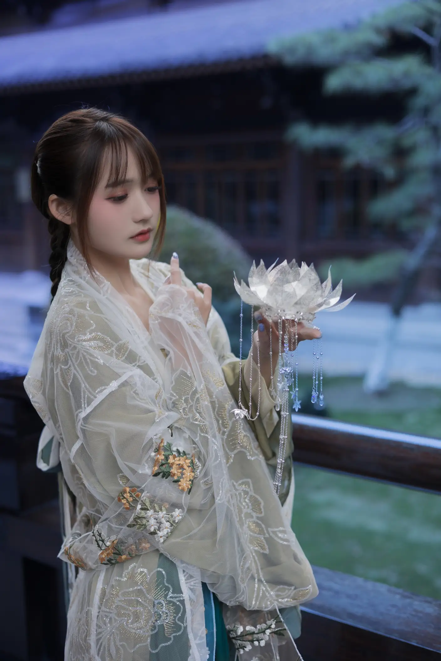 [艺图语] 2022.07.02 Vol.1351 – 宫墙柳 兔子Zzz不吃胡萝卜#[44P]-1