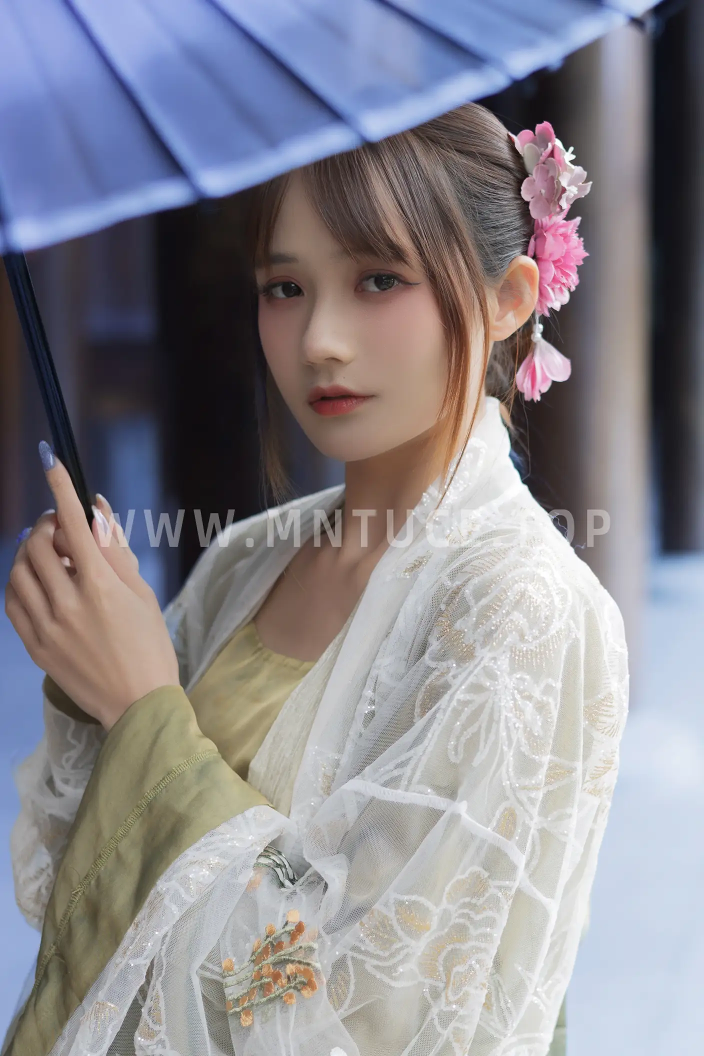 [艺图语] 2022.07.02 Vol.1351 – 宫墙柳 兔子Zzz不吃胡萝卜#[44P]-2