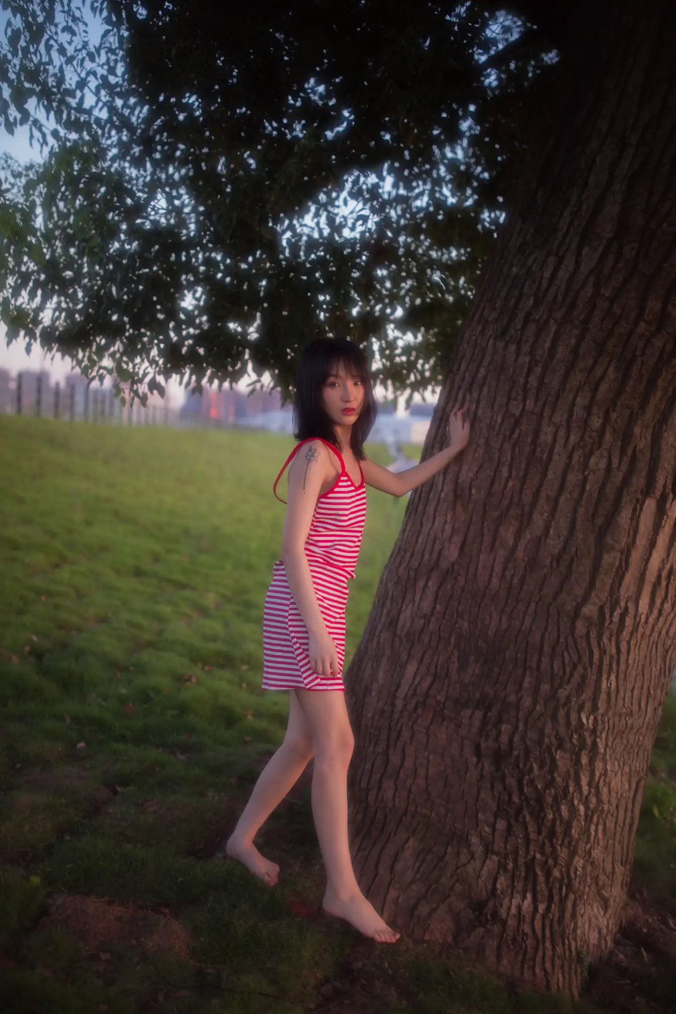 [艺图语] 2022.02.03 Vol.743 – 黄昏午后 虾虾#[54P]-6