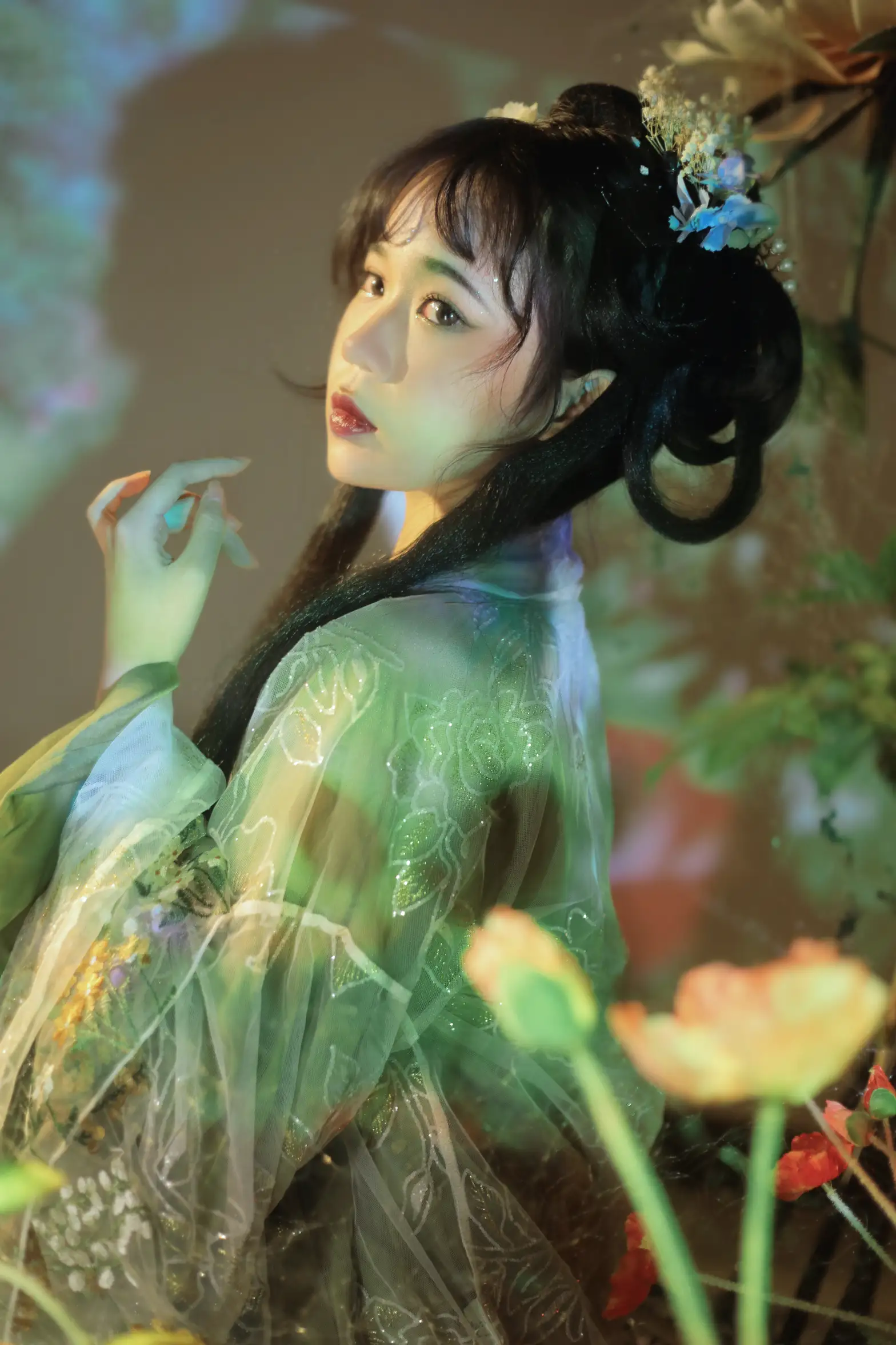 [艺图语] 2022.08.27 Vol.1805 – 小菌人 一只高高#[25P]-3