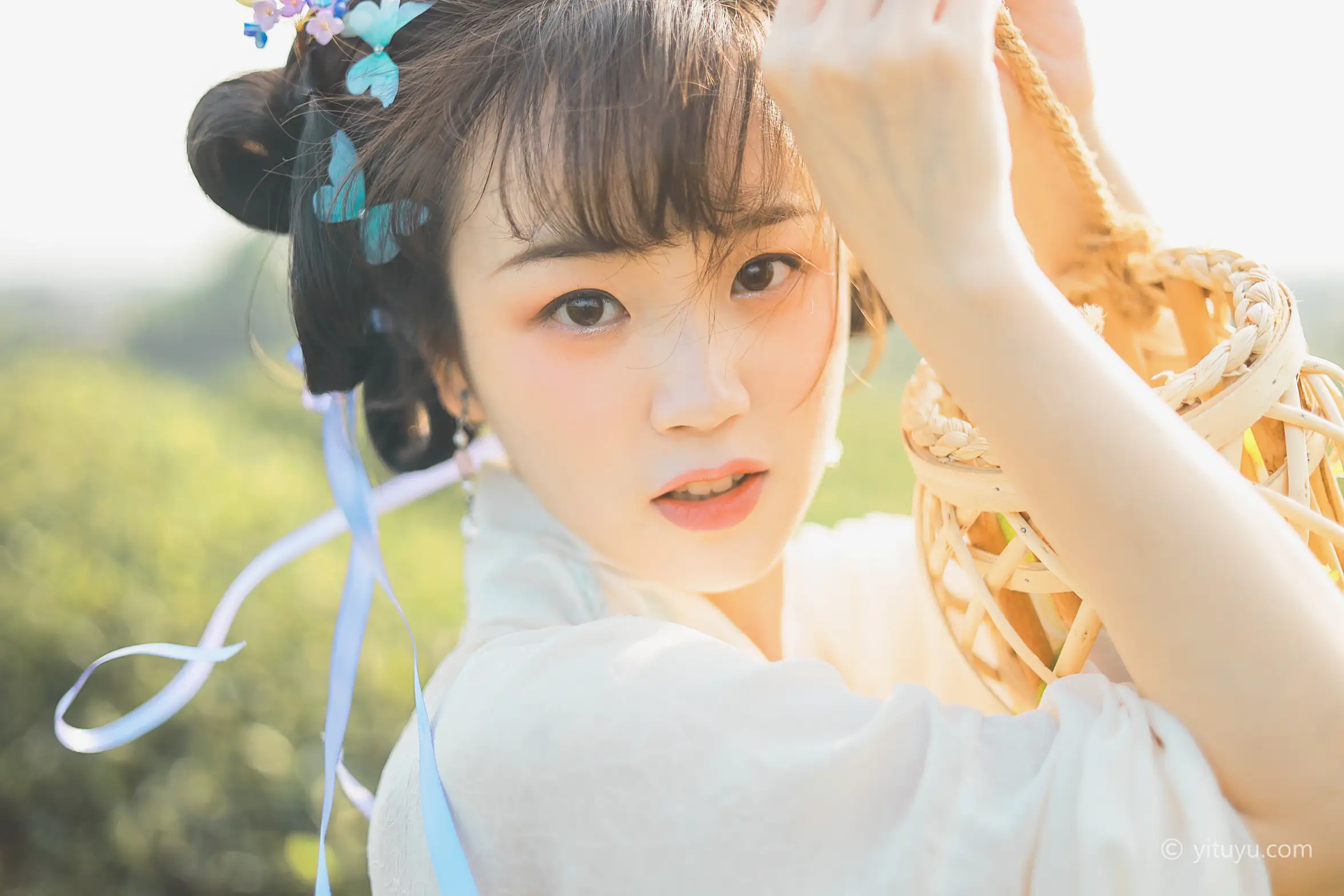 [艺图语] 2021.06.02 Vol.066 – 青青白茶 柚子#[33P]-9
