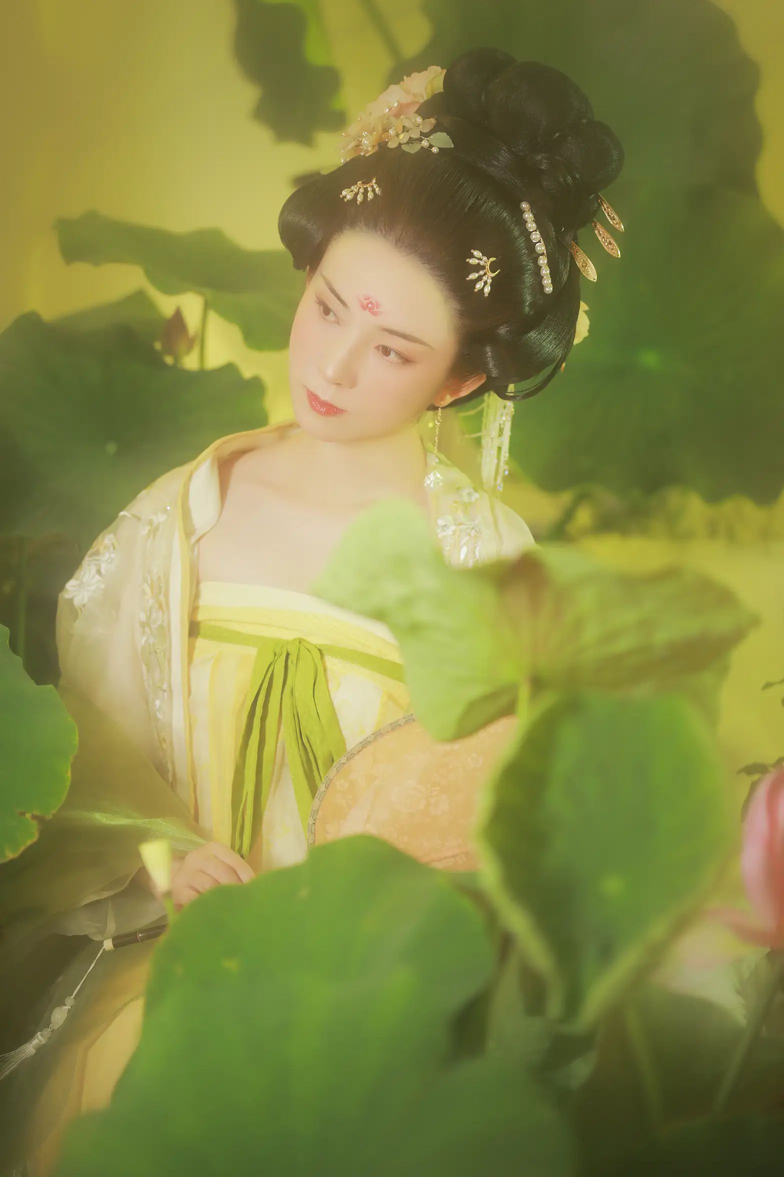 [艺图语] 2022.09.09 Vol.1912 – 云想衣裳花想容 也清秋#[32P]-11