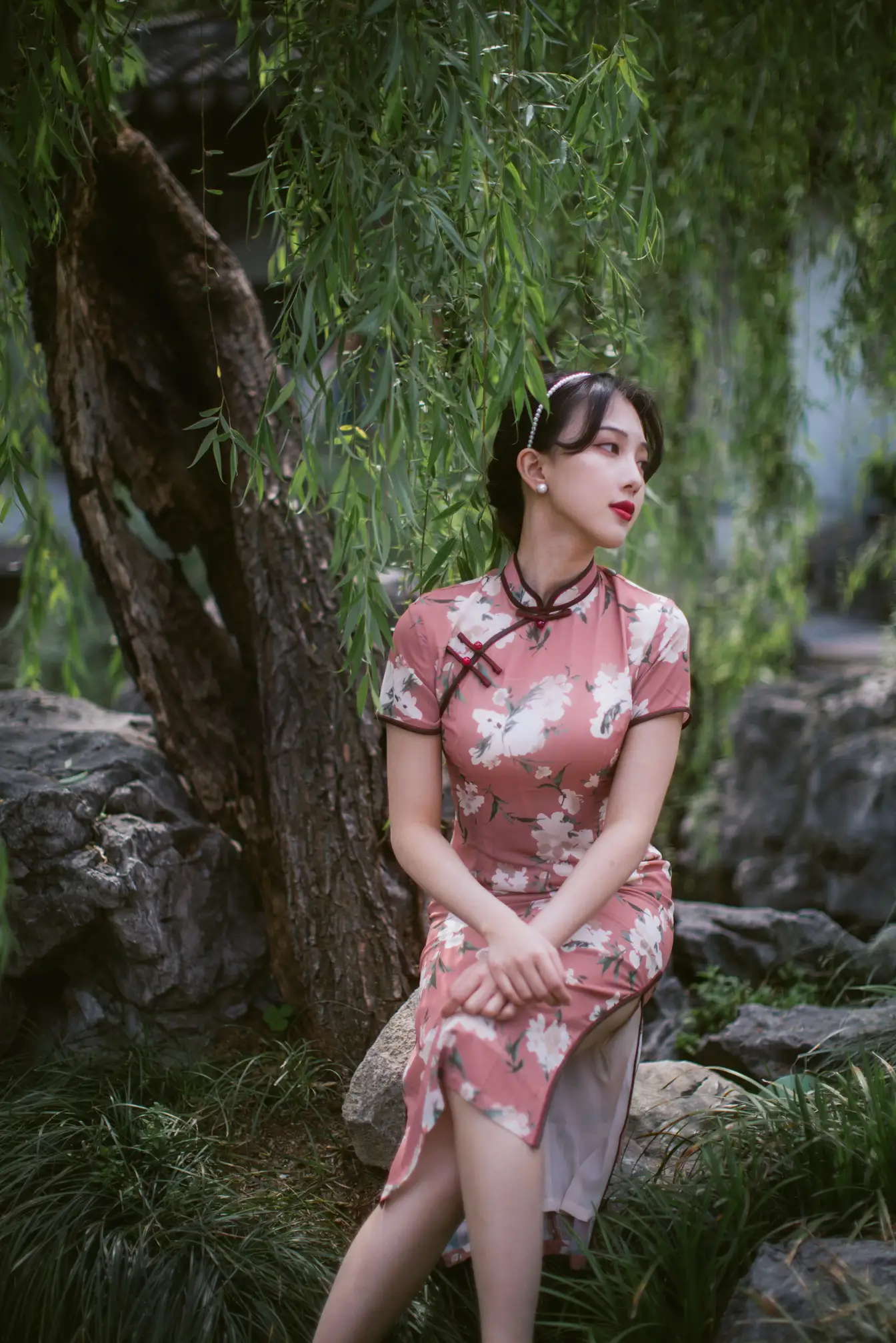 [艺图语] 2022.07.12 Vol.1452 – 旧梦惊尘 MMMhedym#[22P]-10