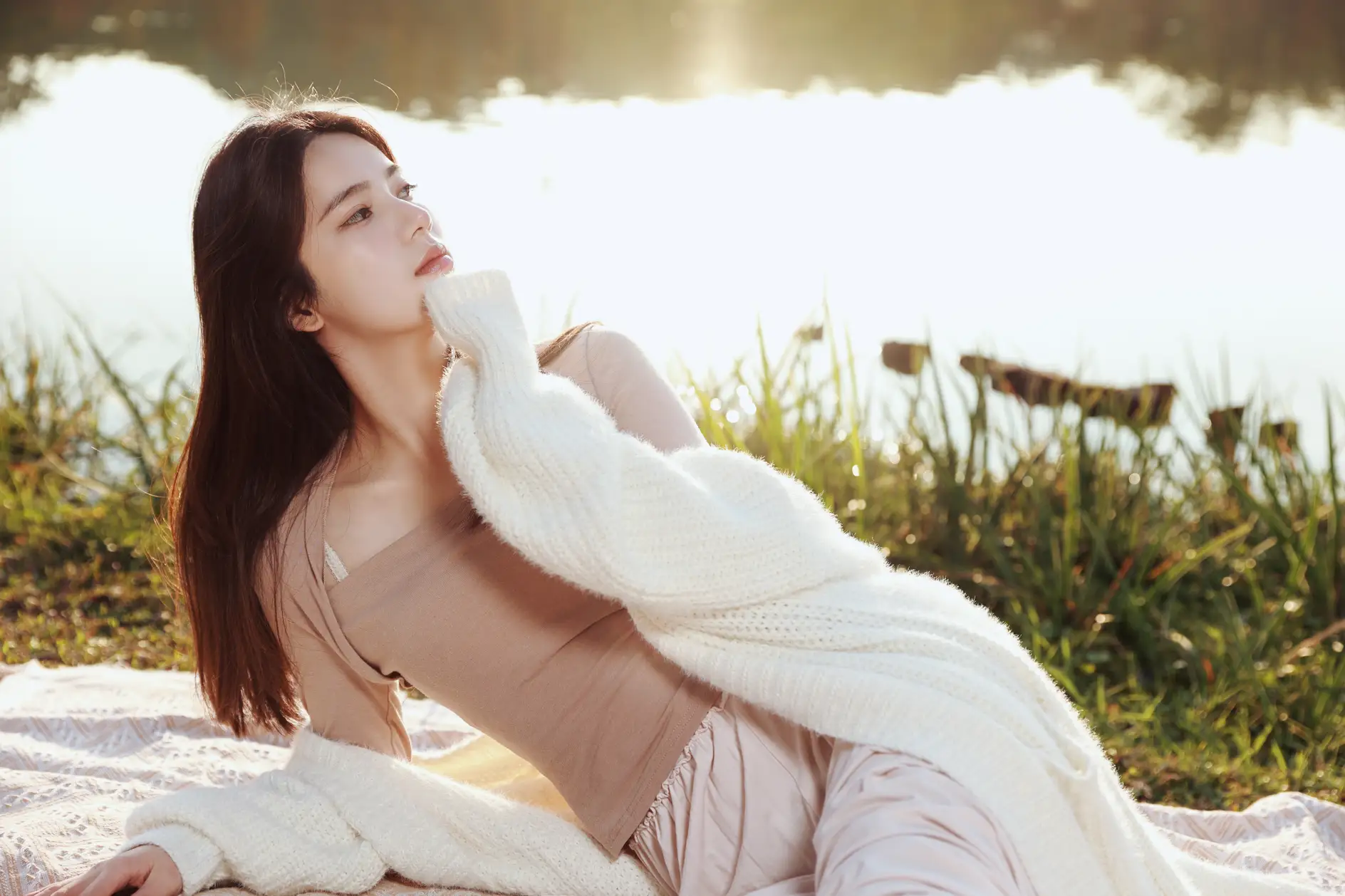 [艺图语] 2022.07.13 Vol.1467 – 温柔的光与你 诗诗#[43P]-3