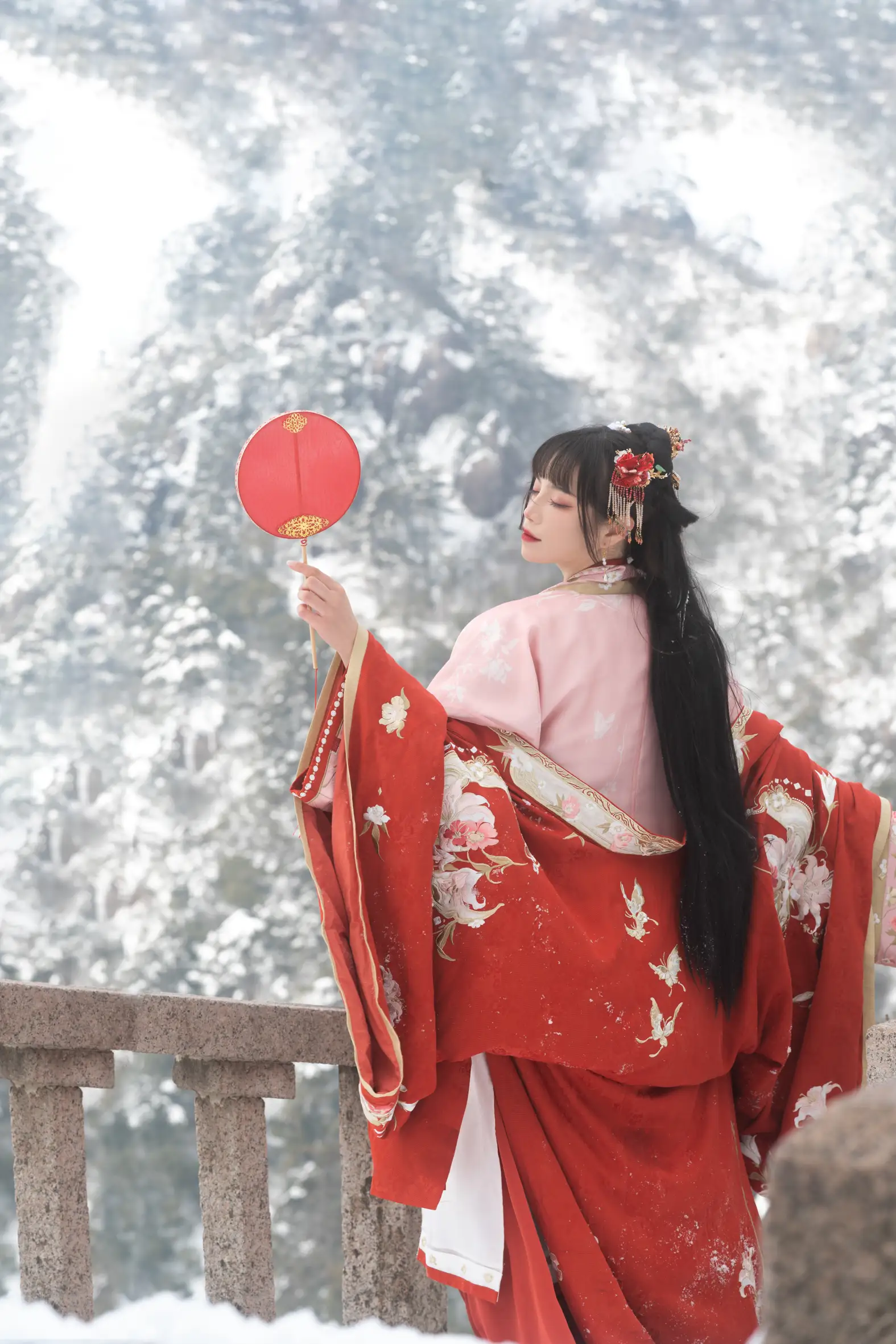[艺图语] 2022.06.07 Vol.1111 – 踏雪 贰加六#[26P]-3