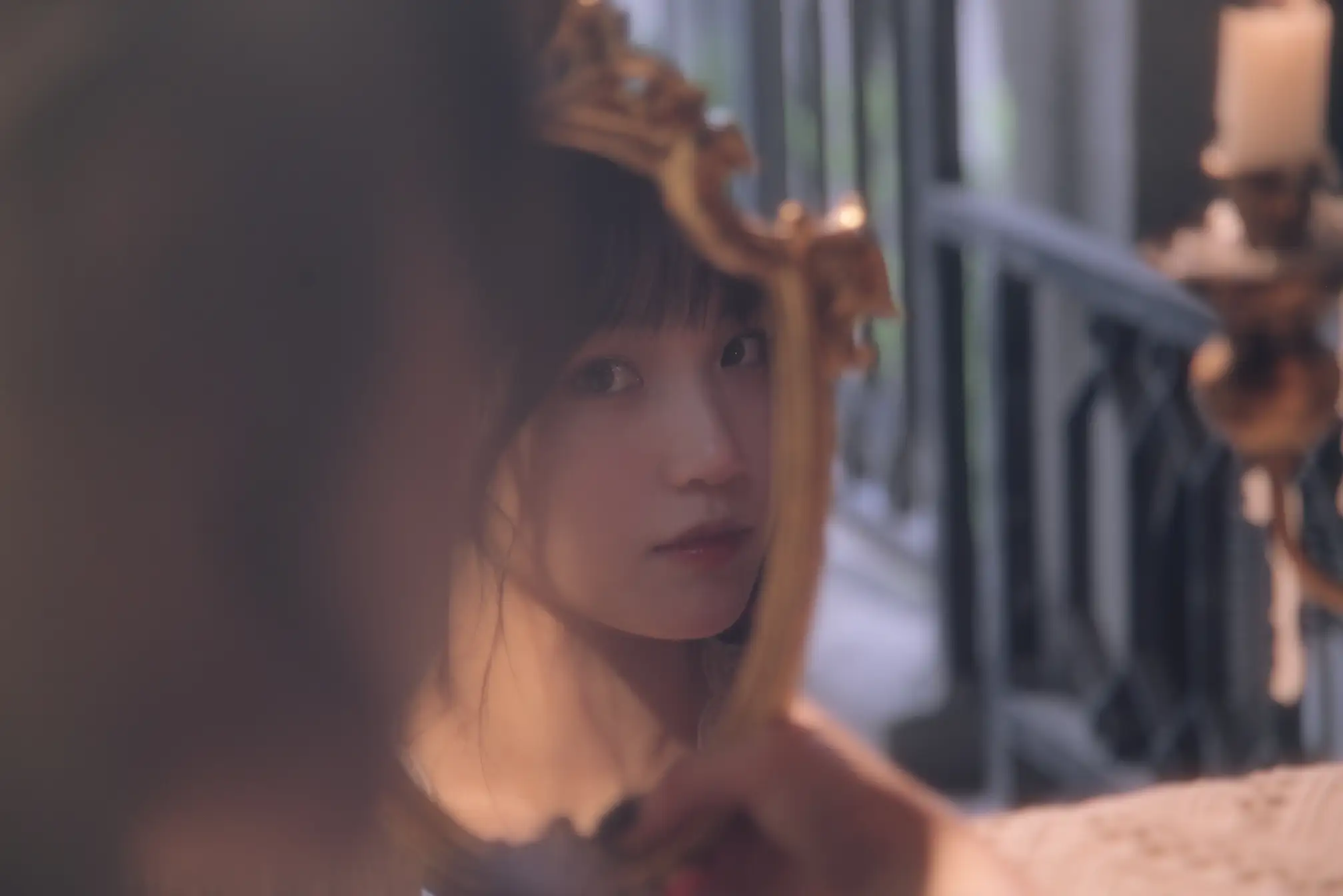 [艺图语] 2022.11.17 Vol.2464 – 油画风少女 echo#[22P]-1