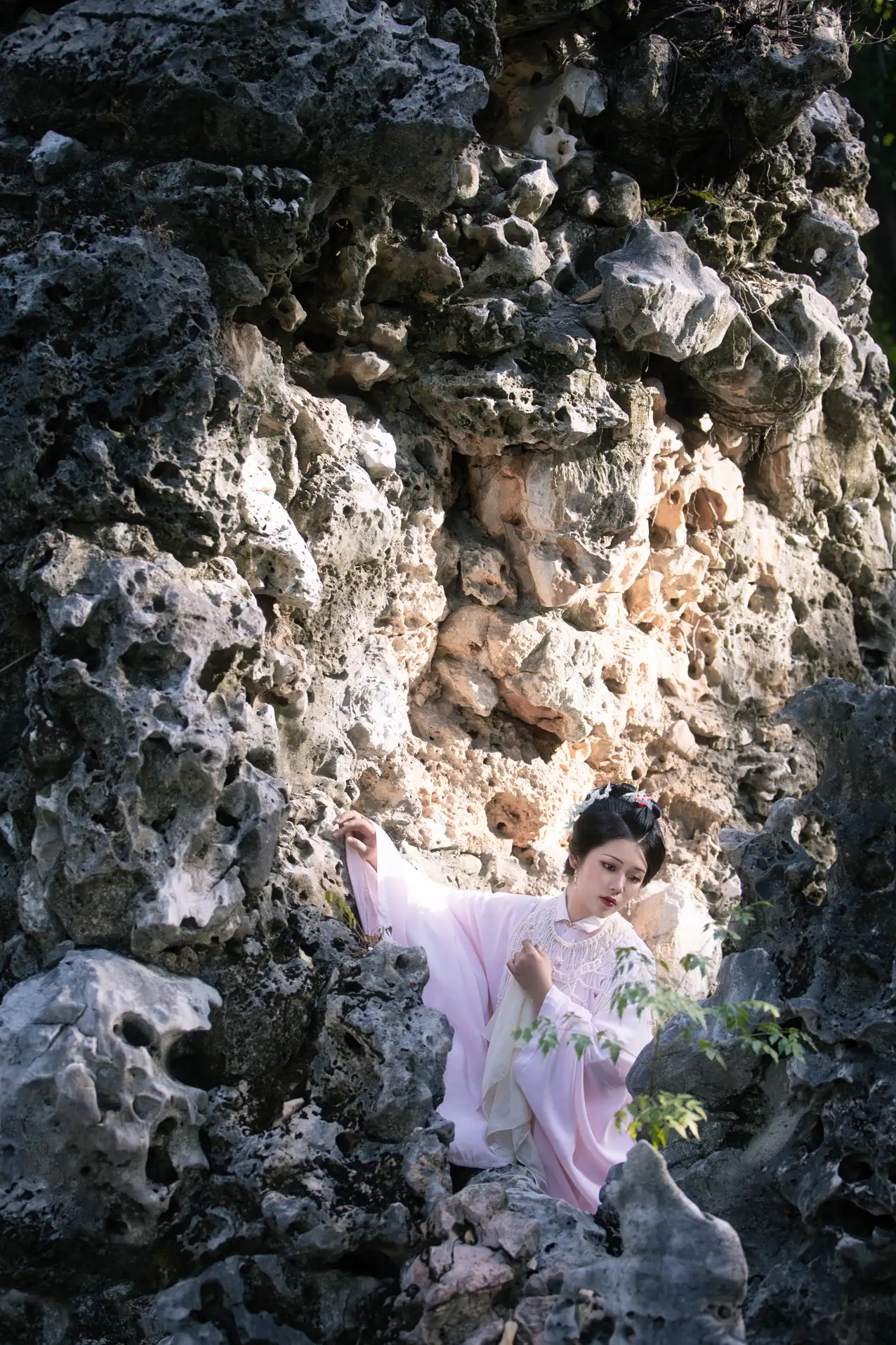 [艺图语] 2022.11.20 Vol.2482 – 入梦也 連翹____#[24P]-11
