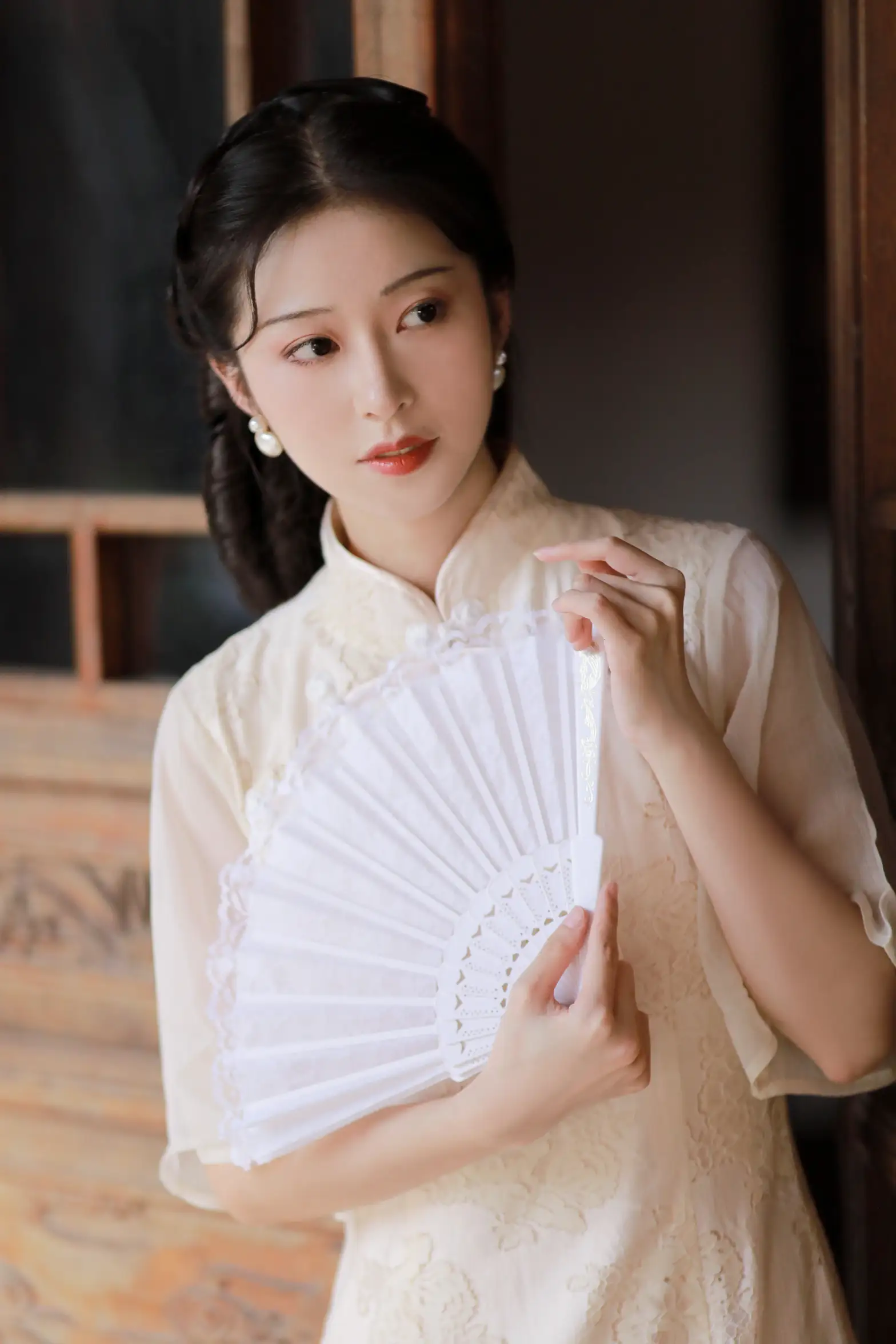 [艺图语] 2022.11.22 Vol.2499 等一阵清风#[31P]-6